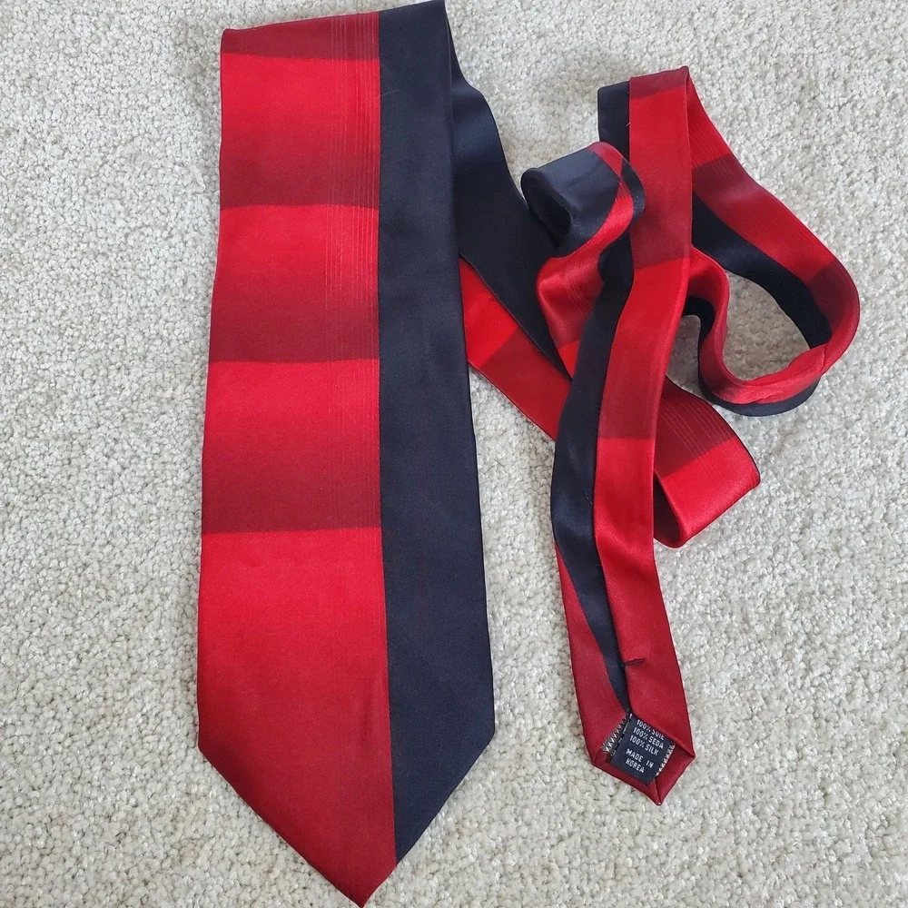 Forte Neck Tie Men's Red and Black Geometric Hand Made Tie 100% Silk‎ 60